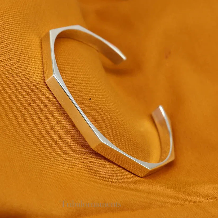 Stainless Steel Plain Silver Hexagon Cuff Kada